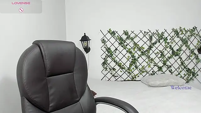 velvet  moon online show from 02.16.26