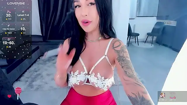 Snapshot of oh_julya chatting on 12.13.24 oh julya online show from 12.13.24