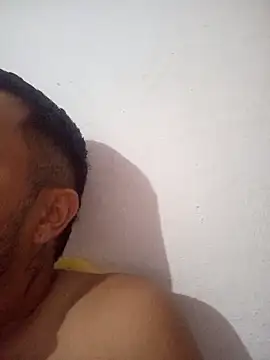 Snapshot of Hotguys111 chatting on 11.25.25 Hotguys111 online show from 11.25.25