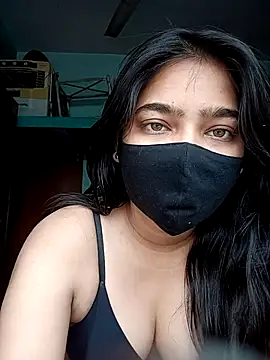 Snapshot of Snehabeauti chatting on 03.08.26 Snehabeauti online show from 03.08.26