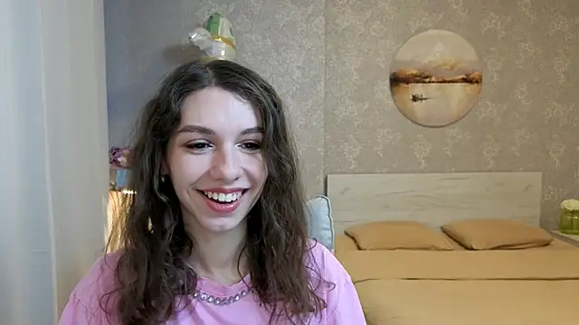 KellyShines online show from 04.18.26