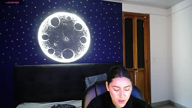 Megara 25 online show from 07.05.26