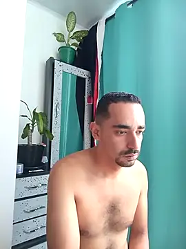 stivenlujan69 online show from 12.17.25