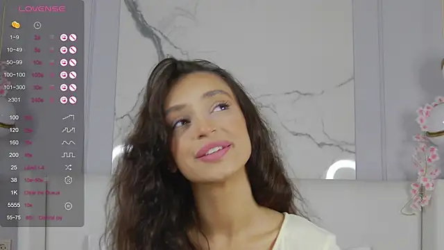 AdoraCortes online show from 09.20.25