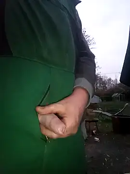 Snapshot of fickfreund019 chatting on 11.26.25 fickfreund019 online show from 11.26.25