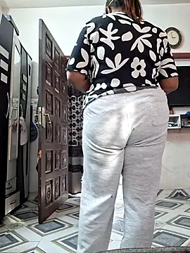 SIMIHOT online show from 01.12.26