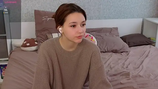 MiaSkyKiss online show from 05.28.26
