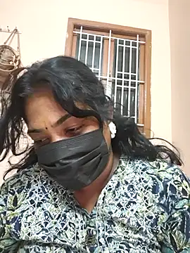 Snapshot of Tamil_Mithra chatting on 11.01.25 Tamil Mithra online show from 11.01.25