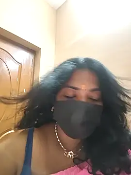 Snapshot of Tamil_Mithra chatting on 11.02.25 Tamil Mithra online show from 11.02.25