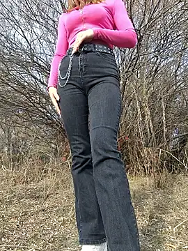 YOOUR EVAA online show from 10.24.25