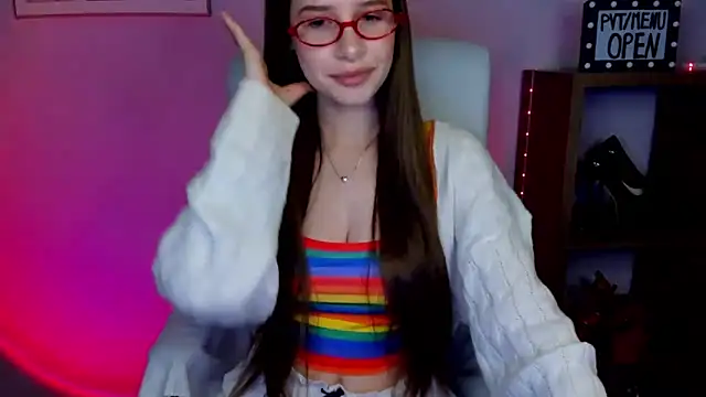 LuxMaya online show from 05.18.26