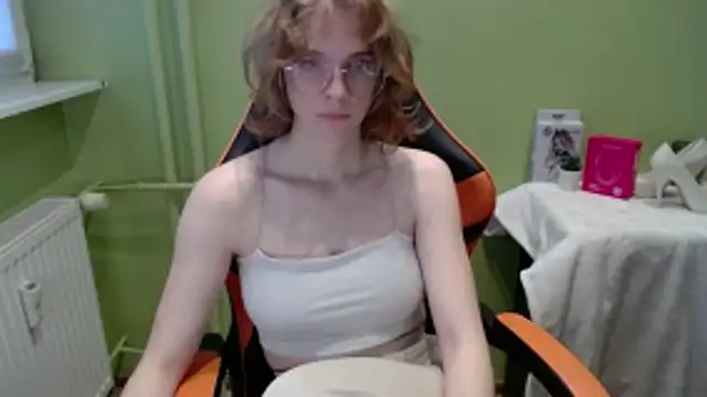 juicyPenny online show from 11.18.25