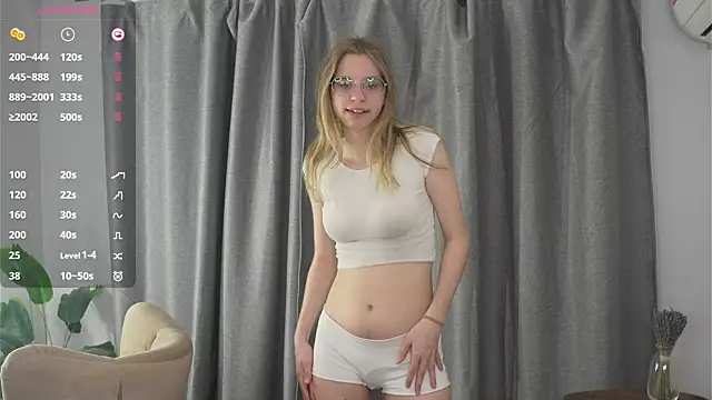 Snapshot of JoanBaggott chatting on 03.27.26 JoanBaggott online show from 03.27.26