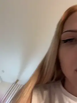 olivia soft online show from 04.18.26