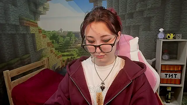 Snapshot of ClaraParks chatting on 02.15.26 ClaraParks online show from 02.15.26