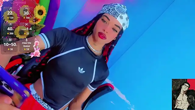 Dahlia Moss online show from 09.28.25