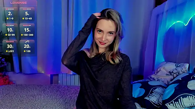 EllaBloom online show from 12.03.25