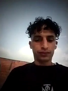 Snapshot of Dani22cmhot chatting on 12.15.25 Dani22cmhot online show from 12.15.25