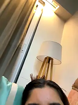 Snapshot of desitease chatting on 11.10.25 desitease online show from 11.10.25