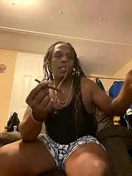 Snapshot of BigWayneDC chatting on 11.07.25 BigWayneDC online show from 11.07.25