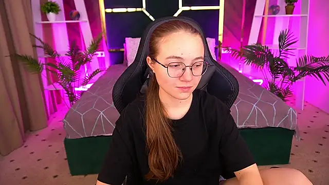 ArrinaWairr online show from 11.05.25