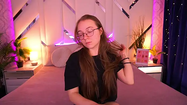 ArrinaWairr online show from 02.19.26