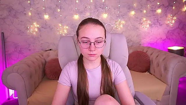 ArrinaWairr online show from 03.04.26