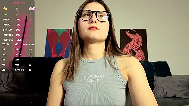 TrixiBell online show from 12.23.25