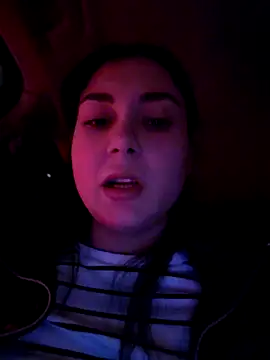 SaraViss20 online show from 12.17.25