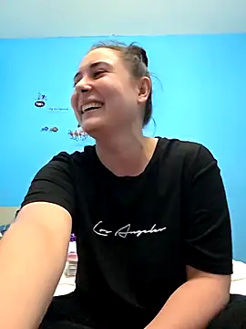 SaraViss20 online show from 02.21.26