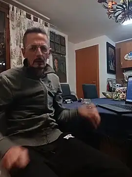 Snapshot of fabius720 chatting on 11.15.25 fabius720 online show from 11.15.25