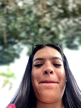 JuanitaMore01 online show from 09.10.25