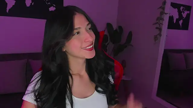 ZoeValencia1 online show from 04.25.26