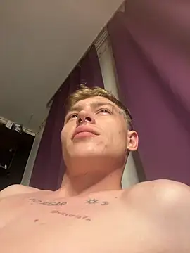 callmealexthx online show from 09.27.25