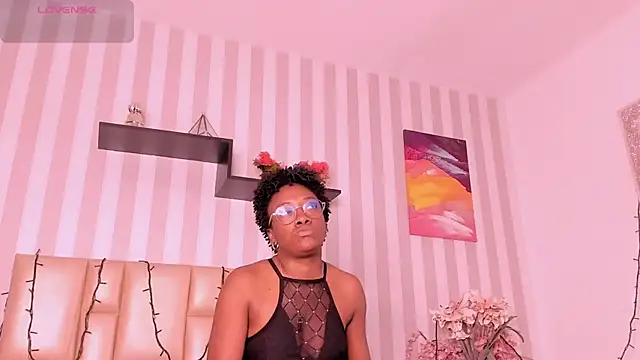 DarkHoneyy online show from 02.05.26