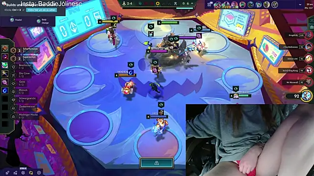 Snapshot of BaddieJoline chatting on 10.16.25 BaddieJoline online show from 10.16.25