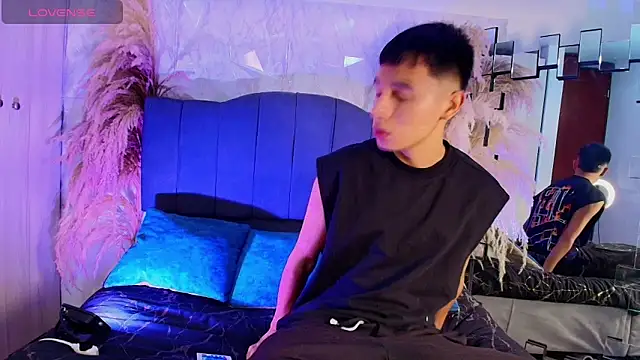 Isaac tan online show from 02.19.26