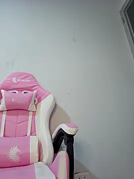 Miss Pompitas23 online show from 10.13.25