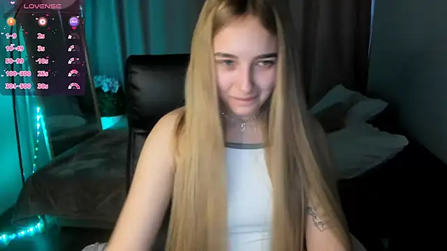 TaisiaHot online show from 03.16.26