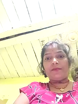 Snapshot of Samiya-143 chatting on 09.19.25 Samiya-143 online show from 09.19.25