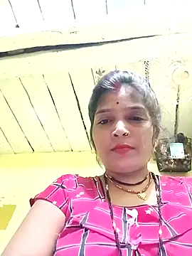 Snapshot of Samiya-143 chatting on 10.01.25 Samiya-143 online show from 10.01.25