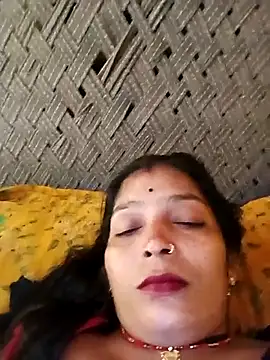 Snapshot of Samiya-143 chatting on 11.10.25 Samiya-143 online show from 11.10.25