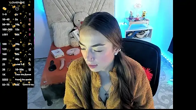 Mia Victoria22 online show from 07.05.26