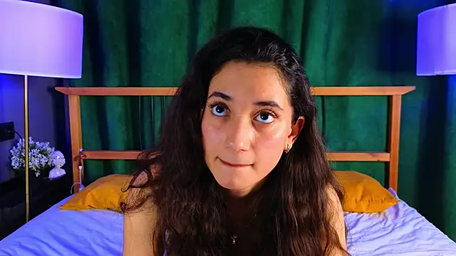 Snapshot of BettyMaldonado chatting on 11.12.25 BettyMaldonado online show from 11.12.25