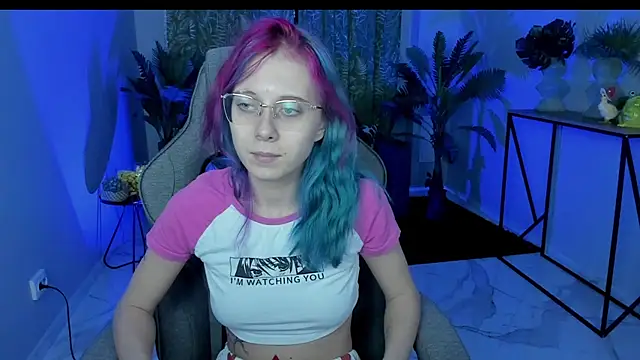 Snapshot of SakuraBliss chatting on 11.11.25 SakuraBliss online show from 11.11.25