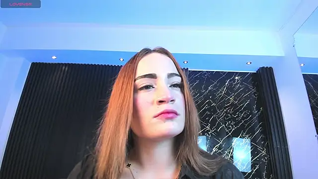 Snapshot of MadisonAnngel chatting on 11.05.25 MadisonAnngel online show from 11.05.25