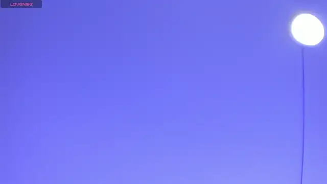 Snapshot of MadisonAnngel chatting on 11.21.25 MadisonAnngel online show from 11.21.25