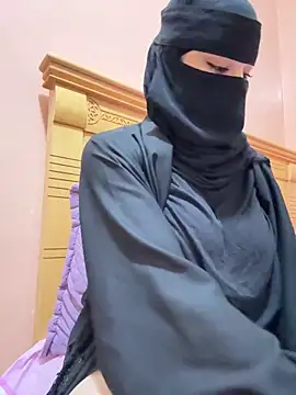  Laiali  online show from 04.08.26