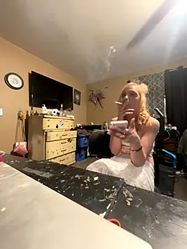 Snapshot of flavi1996 chatting on 10.13.25 flavi1996 online show from 10.13.25