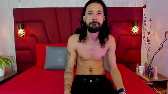 Hisoka 011 online show from 09.13.25